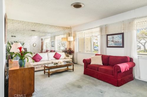 4808 Vanderhill Rd, Torrance CA  90505-4340 exterior