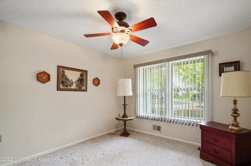 18 Baker Dr, Jackson Twp NJ 08527-3909 exterior