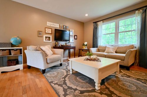 3508 Misty Creek Dr, Covington KY  41018-2627 exterior