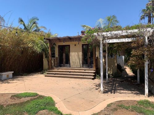 4811 Pescadero Ave, San Diego CA 92107-3431 exterior