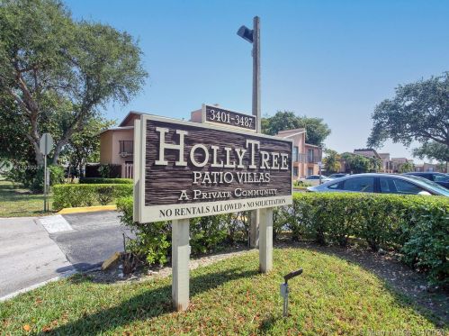 3403 52nd Ave, Hollywood FL  33023-5408 exterior