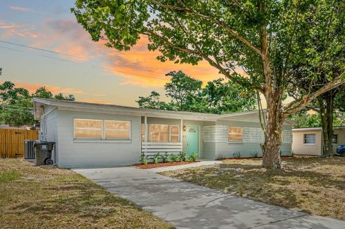 617 Morocco Ave, Orlando, FL 32807-1221