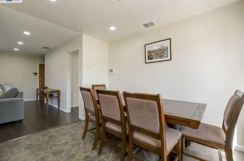 15928 Via Alamitos, San Lorenzo CA  94580-1435 exterior