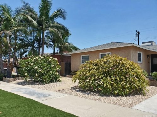737 Highland St, Orange, CA 92867-7104