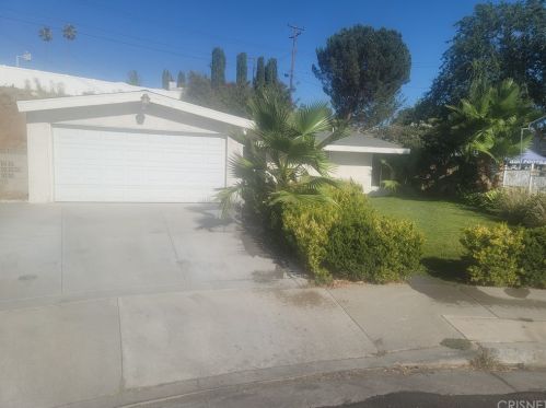 19003 Bagby Dr, Santa Clarita, CA 91351-2838