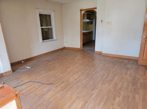 1317 Michigan St, Hammond, IN 46320-1415