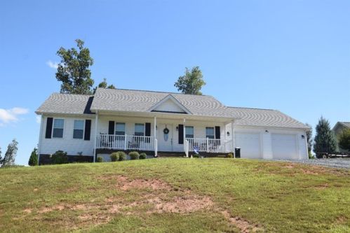 161 Oakview Dr, Monroe, VA 24574-3340
