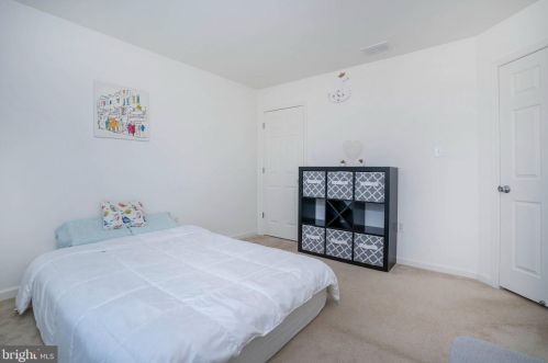 24 Grissom Dr, Bear DE  19701-6848 exterior