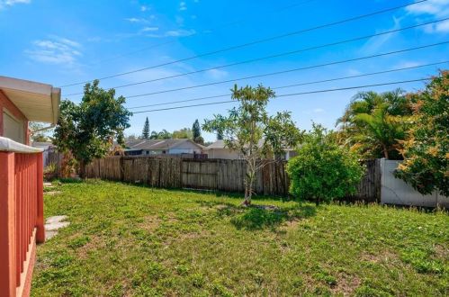 171 Hidden Spg Cir, Kissimmee FL 34743-6121 exterior