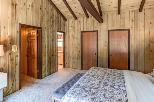 472 Deodara Dr, Los Altos CA 94024-7054 exterior