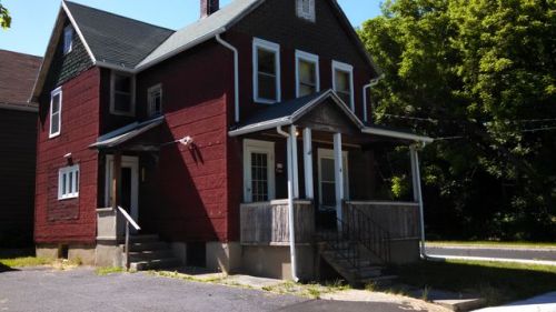 61 Wadsworth St, Geneva, NY 14456-1822