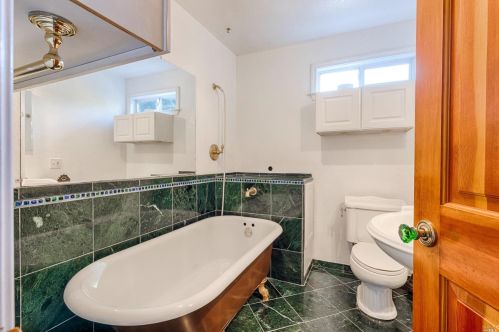 3932 Harrison Grade Rd, Sebastopol CA  95472-9359 exterior