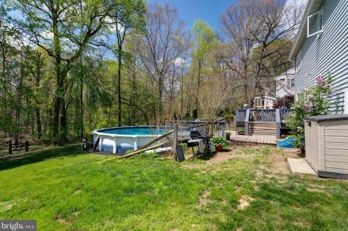 1942 Bergdoll Ave, Boothwyn PA 19061-2618 exterior