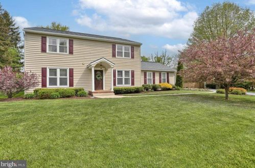15 Forest Ave, Swatara, PA 17033-2019