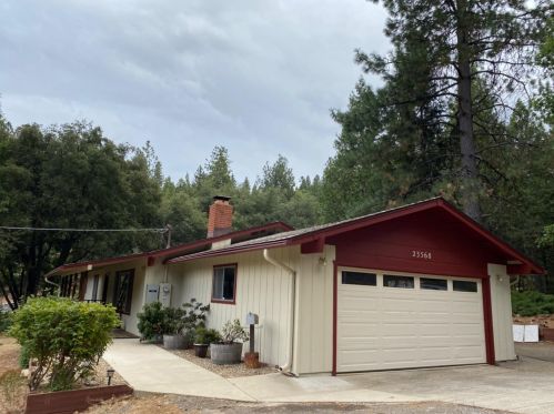 23568 Robin Rd, Pioneer, CA 95666-9716