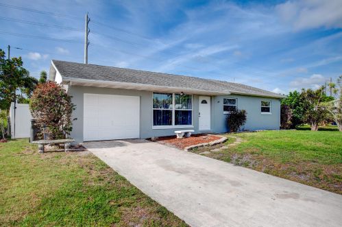 2298 Lakewood Rd, West Palm Beach, FL 33406-3119