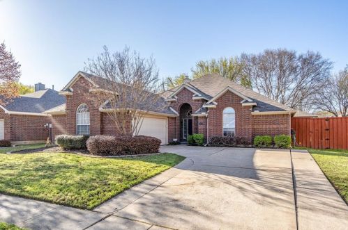 713 Sierra Ln, Lewisville, TX 75028-7186