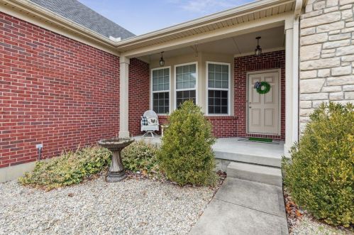15 Broadfield Ct, Grants Lick, KY 41001-9267