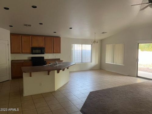 2517 Darrel Rd, Phoenix AZ  85041-6456 exterior