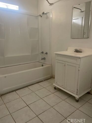 11320 Wood St, Lamont CA  93241-2756 exterior