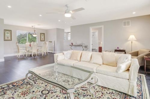 212 Albi Rd, Naples, FL 34112-6159