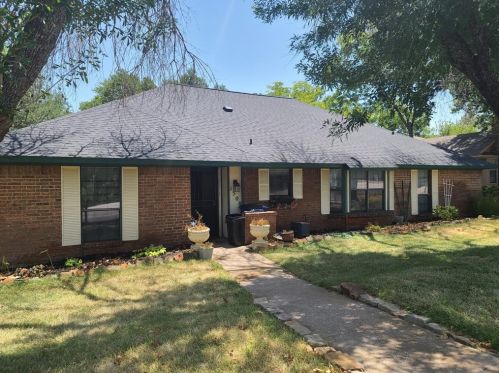 1508 Main St, Euless, TX 76039-2428