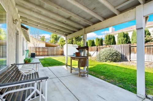 2613 Fiedler Way, Modesto CA  95355-9668 exterior