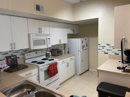 1865 Florida Club Dr, Naples FL  34112-8704 exterior