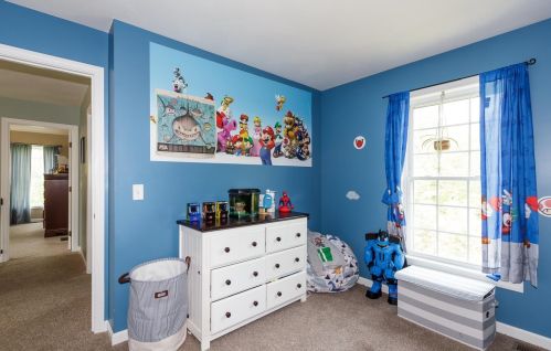 11 Lynwood Rd, Raymond NH  03077-1876 exterior