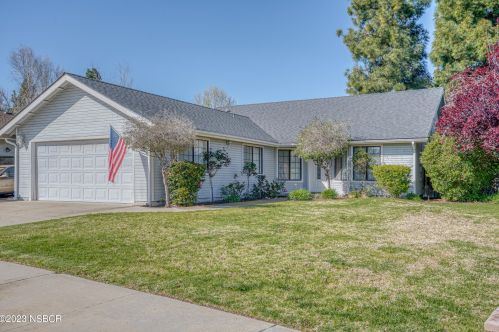 2823 Stardust Dr, Santa Maria, CA 93455-2133