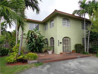 5420 87th Ave, Miami, FL 33165-6739