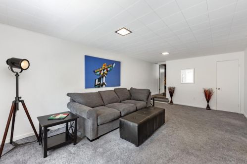 1360 Southgate Ave, Daly City CA  94015-3939 exterior