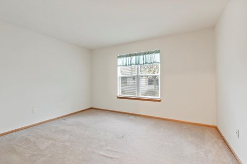 602 Park Dr, Waterford WI 53185-2891 exterior