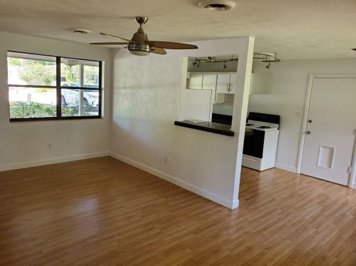 1220 Scottsdale Dr, Ormond Beach, FL 32174-6027