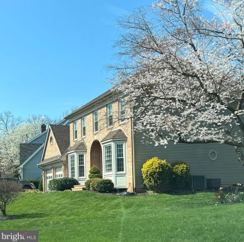 712 Huntsman Pl, Herndon, VA 20170-3160