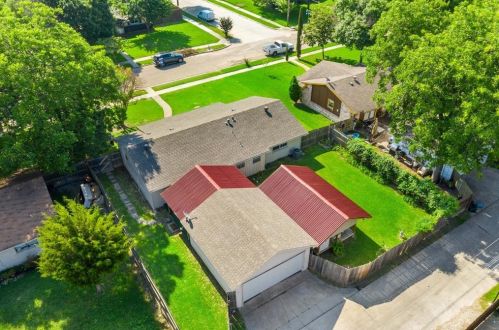 111 Briarcrest Dr, Richardson TX  75081-0043 exterior