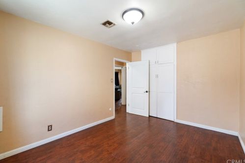 1719 Hardwick St, Long Beach CA  90807-1131 exterior
