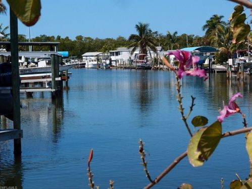 2481 York Rd, Saint James City, FL 33956-2256