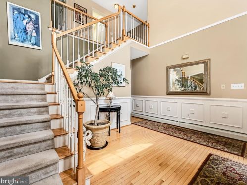 2001 Sweetgum Ln, Collegeville, PA 19426-3161