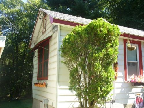 722 Old Route 17, Monticello NY  12701-7019 exterior