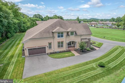 94 Wolf Creek Cir, Dover DE  19901-4917 exterior