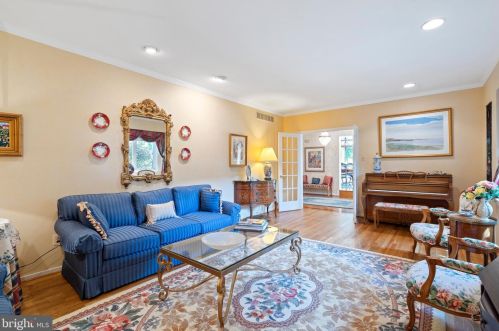 288 Huntsman Ln, Blue Bell PA  19422-2818 exterior