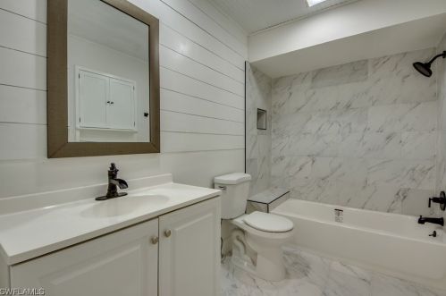 208 43 Ter, Cape Coral FL  33904-8425 exterior