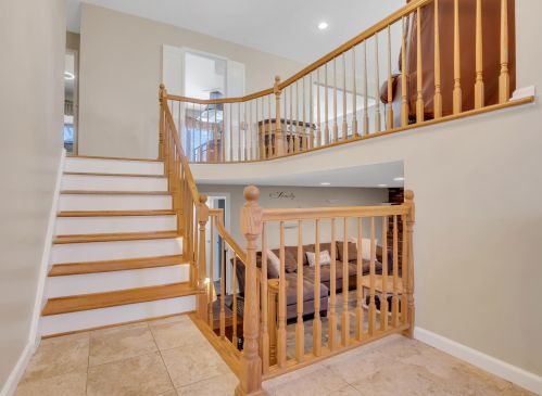 55 Glenbrook Rd, East Freehold, NJ 07728-1510