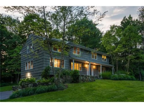 79 Mimosa Cir, Ridgefield, CT 06877-2503