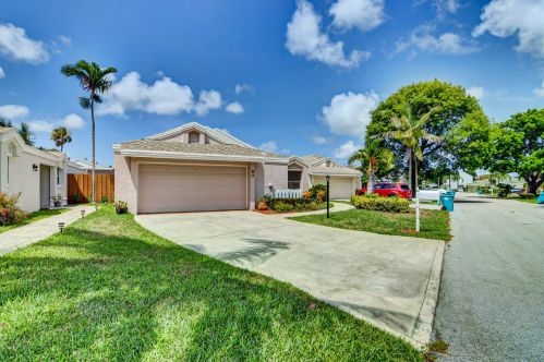 80 Sandpiper Way, Boynton Beach, FL 33436-9078