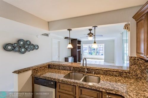 2800 Fiore Way, Delray Beach, FL 33445-4590