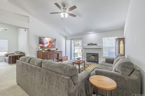 42424 Coronet Ct, Lancaster, CA 93536-4448