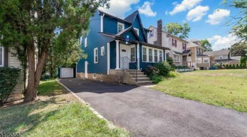 616 Galvin Ave, Roselle, NJ 07203-1510