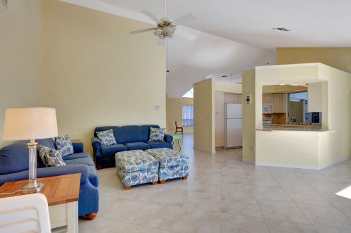 625 Dorando Ct, Marco Island FL  34145-1911 exterior